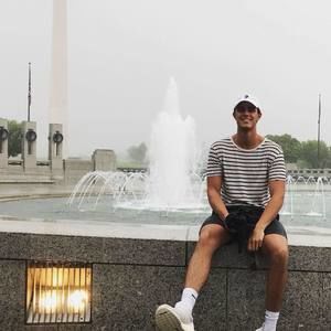 Meet your Posher, Alexander